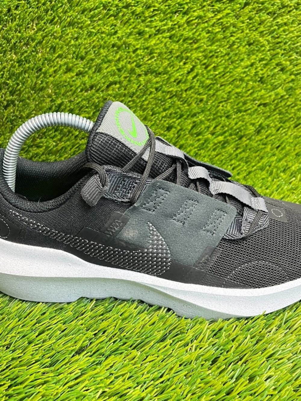 Nike Crater Impact Boys Size 6.5Y Black White Athletic Running Shoes Sneakers